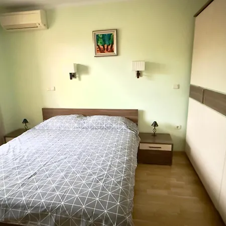 Apartman Gabar With Garage *